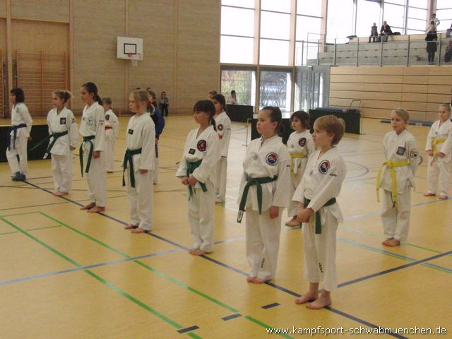 2010_11_27_bayerische_Taekwondomeisterschaft_Illertissen_10.jpg